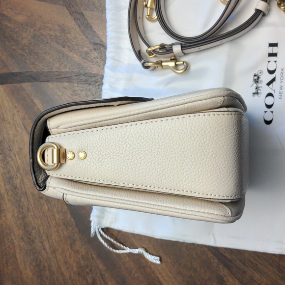 COACH Cassie Crossbody Bag 19 White - Picture 6 of 16